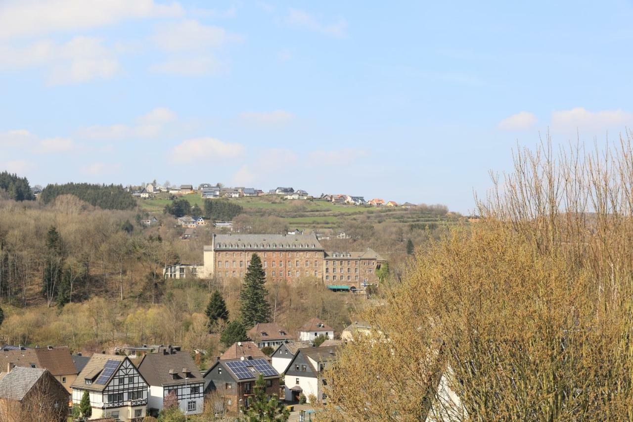 Ferienhaus Paulus, Erholung Mitten Im Nationalpark Eifel شليدن المظهر الخارجي الصورة